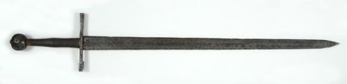 art-of-swords:Hand-and-a-half SwordDated: circa 1250 — 1350Place of Origin: GermanyMedium: steel, co