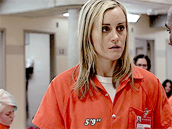 daily-oitnb:    What does she look like?