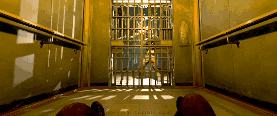 horvival:  HV. Elevator horror. The Evil Within (2014)