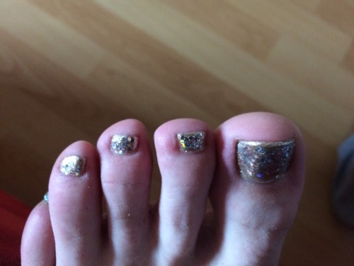 feetgirl86:Christmas nails bling bling