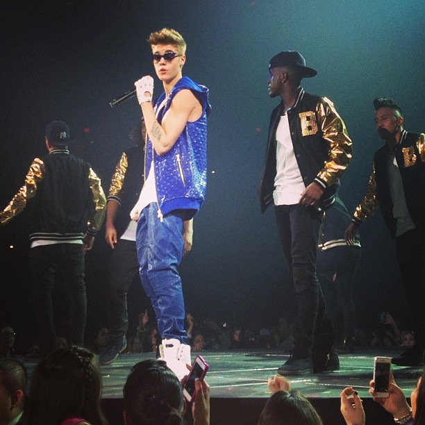 justin-biebs-news:  Justin performing in San Antonio. 