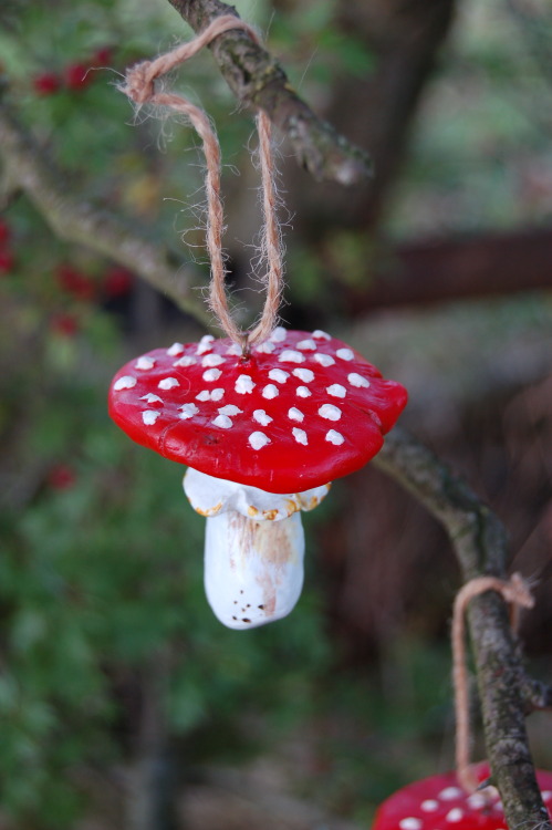 Hand sculpted and hand painted Fy Agaric hangers or decorations now available form my esty shop!http