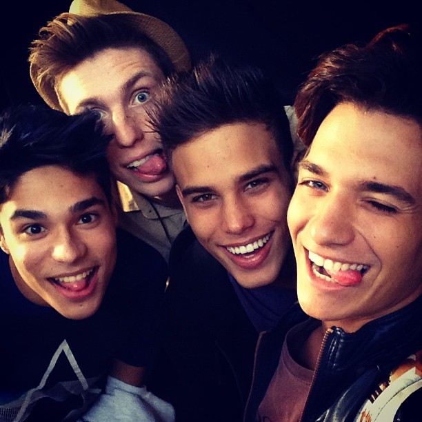 rosy-posie:  c-oralistah:  blush-er:  oh-rosy:  euflohria:  P9❤❤❤  rosy rosy