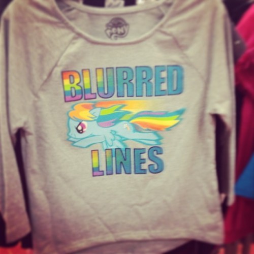 bentfire:bentfire:is it even possible for a shirt to be more offensive than this? I think not.oh my 