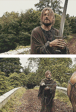 avorpalsword-deactivated2021022:   Steel met steel with a ringing, bone-jarring clang. Somehow Brienne had gotten her own blade out in time. Jaime laughed. “Very good, wench.” “Give me the sword, Kingslayer.”  “Oh, I will.” He sprang to his