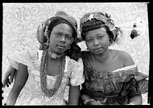 dynamicafrica:Eternally inspired by the photographs of iconic Malian photographer Seydou Keita.