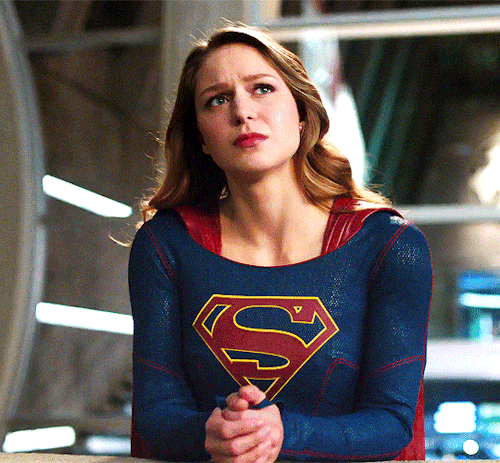 chyler-leigh:SUPERGIRL | S02E08 “Medusa”Kinda reminds me of the view from my r