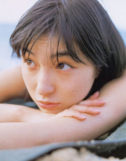 sabit2:  广末凉子​1999写真 (Relax)