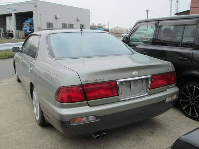 JHY33 Nissan Leopard. These were based on the Y33 Nissan
