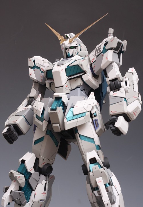 XXX gunjap:  AMAZING PG UNICORN GUNDAM AWAKENING photo