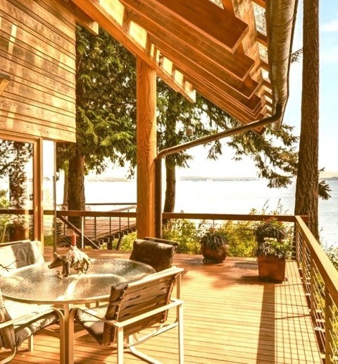 Backyard - Rustic Deck