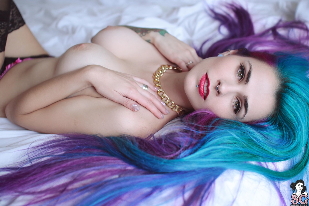 thebestsuicidegirls:  Paloma - She Said She Said