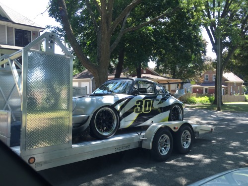 bim16:Came across this 911 race car while out driving around town