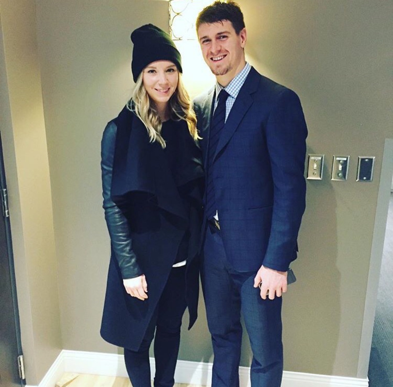 Wives and Girlfriends of NHL players — Dara Howell & Mark Scheifele