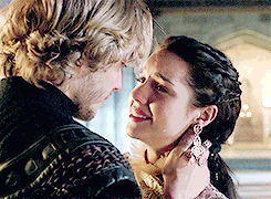 winar:  7 DAYS OF FRARY // DAY 5: Your favourite kiss 1x13 “The Consummation”