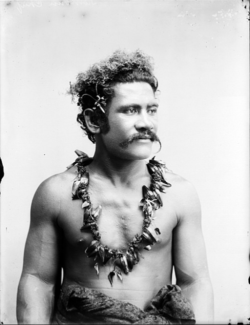 Samoan Chief. Andrew, Thomas (photographer), 1890-1910,