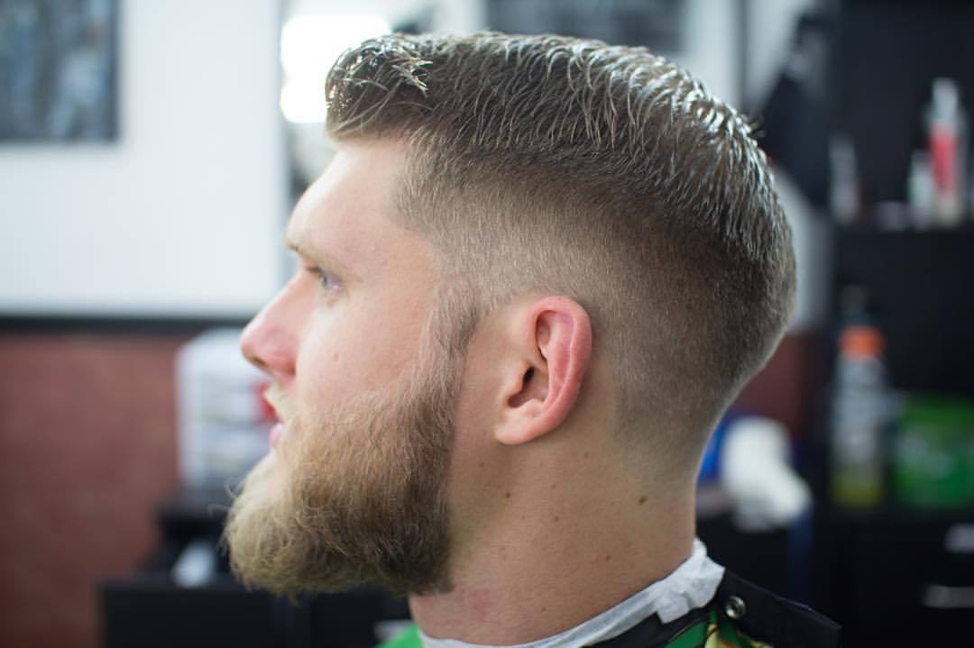 vintagebarbershop:  thebarbervo:  Morning beard  (at IV Barber Lounge)   CA OAK: