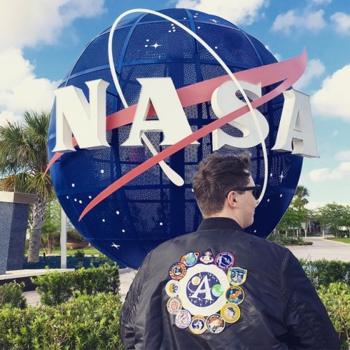 danielhowell:nerd at space attraction