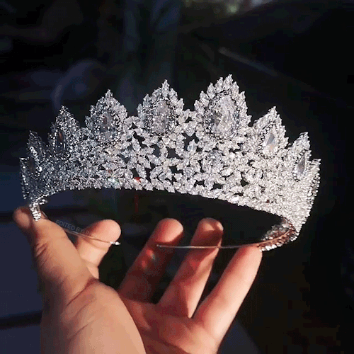 inkxlenses: Corona plateado en Cristalería Zirconia plata | by oscarfelixoficial