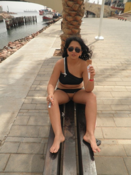 kikadam:  eating that icecream