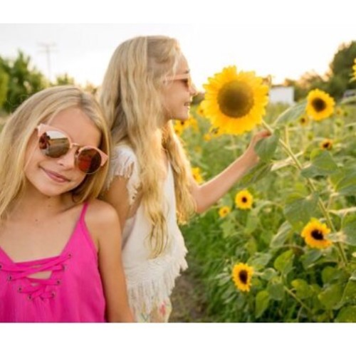 Take some time to smell the &rsquo;s today #loveandsunflowers #sunflowers #kidsfashion #tween #t