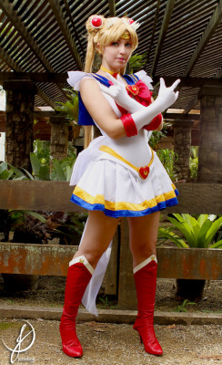 cosplaygirl:  Super Sailor Moon 