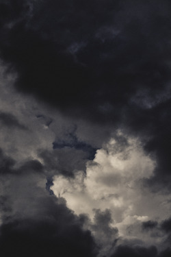 matialonsorphoto:same day clouds. by matialonsor