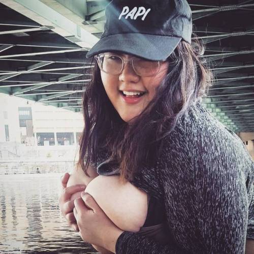 lovelyybonnes:I love how my friend takes photos with my tits out for me
