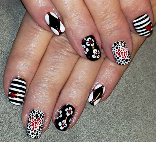 02/08/20 - Black and White and Red freehand skittle