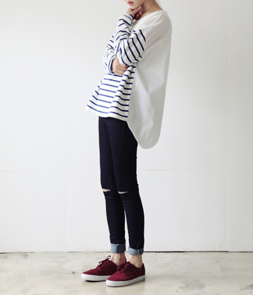 death-by-elocution:  Burgundy kicks. 