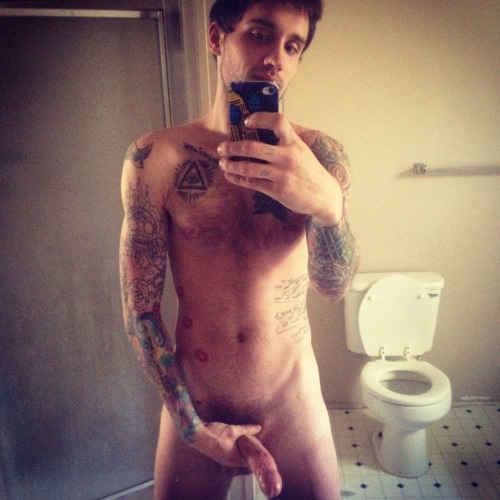 gaysexisgoodsex:  hobartgloryhunter:  It really doesn’t get much HOTTER than this. WOOF  Follow: Gay Sex is Good Sex
