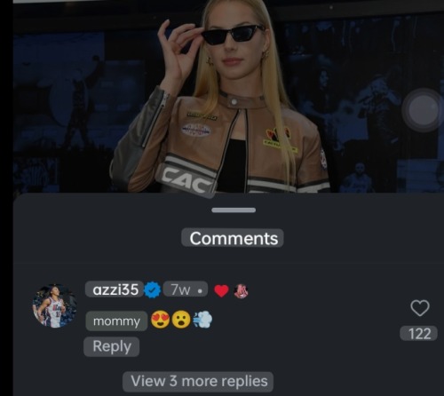 Azzi's Always Been A Menace And You're Telling Me This Woman Is Not Gay Bfr😂