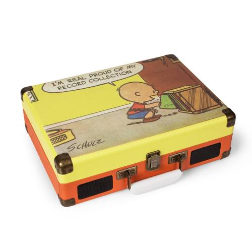 teenageepitome:  Crosley Record Store Day Peanuts design.