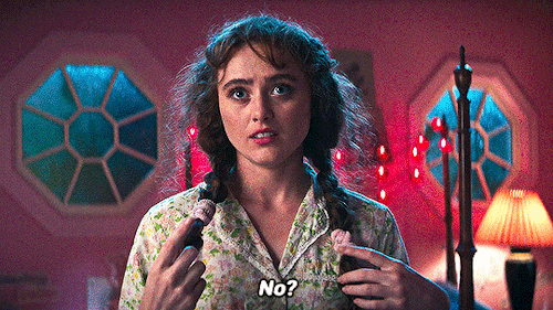 LISA FRANKENSTEIN (2024) Dir. Zelda Williams