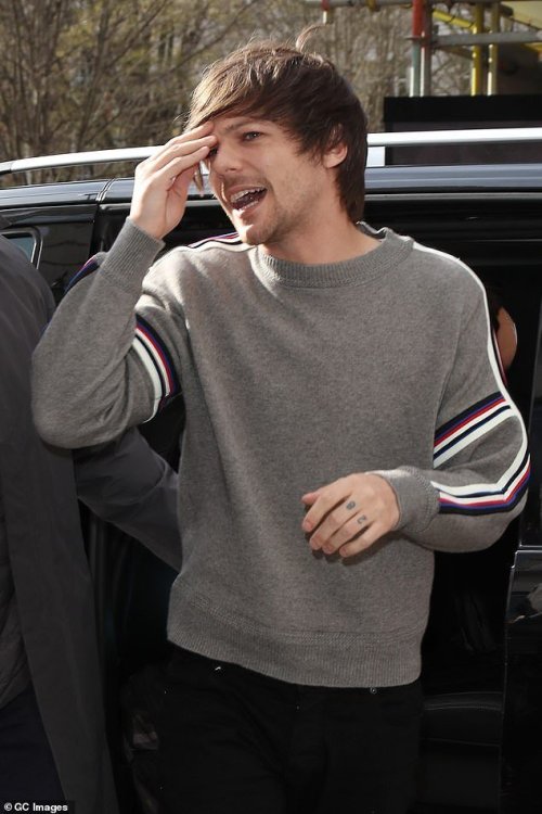lthqs: Louis arriving for #TwoOfUs promo in London - 07/03