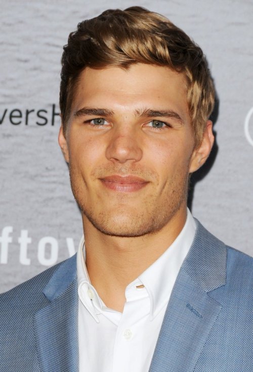 Porn Chris Zylka fontal in “The Leftovers” photos