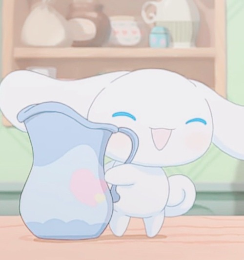 ## — 🐇 🫐 🥛 CiNAMoROLL ?!