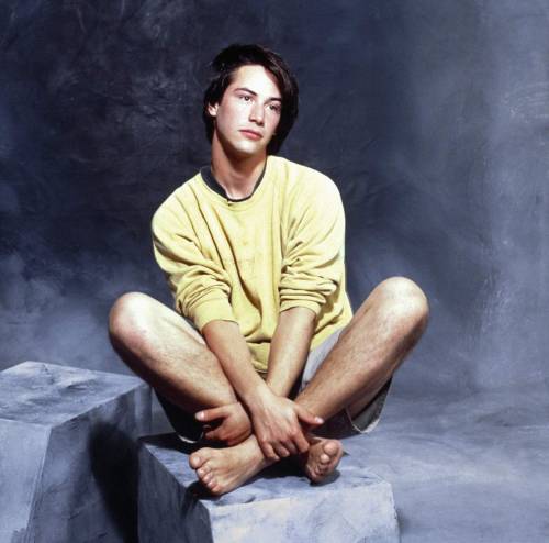 XXX hausucat:  Keanu Reeves, 1990s  photo