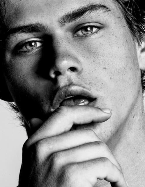 hypnoticeyesandlips: Carson Aldridge I love to see a male model suddenly discover the power of his e
