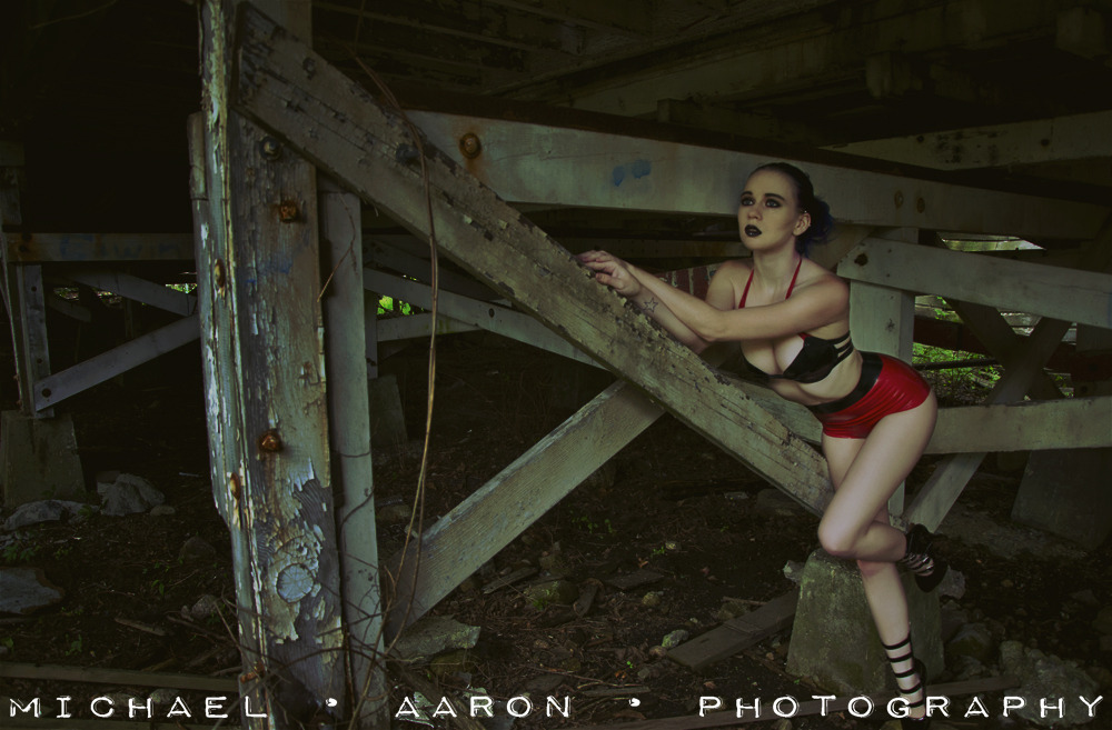 chelseachristian:  Photographer: Michael Aaron PhotographyDesigner: Vengeance DesignsModel/MUA/Stylist/Editor: Chelsea