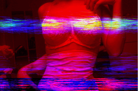 is it a new f3tish? or the re4s0n is pr!v4cy?H34D(H3R)L3$$ ——&gt; http://headherless.tumblr.com/DMNC