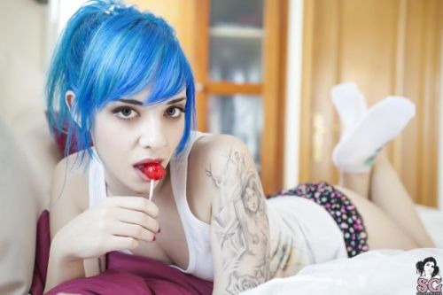 galacticlovetriangle:  Saria Suicide ~ Candylicious 🍬