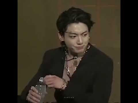 jungkook realizing he didn't drink water and going and then getting the normal water bottle😆😆