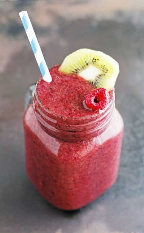 foodffs: Vitamin C Bomb SmoothieReally nice recipes. Every hour.Show me what you cooked!