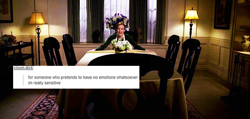 gracehanadarko:  Desperate Housewives + text posts. 