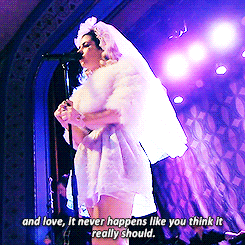diamondsanddelrey:  : electra heart live↳ homewrecker  Lana Del Rey and Marina and The Diamonds Blog