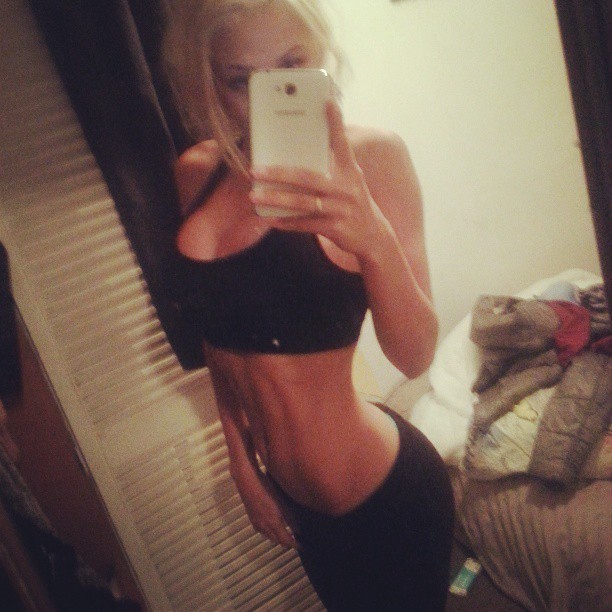 amateur-implant-pics:  renee gangell  thebimboblogring:  ♥U Kn0w U Want it ♥Surgically