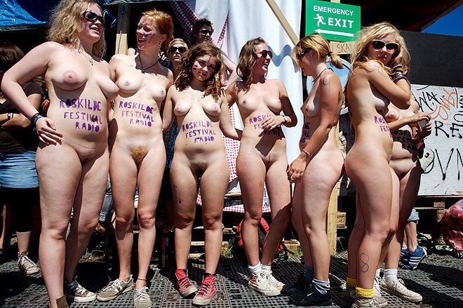 fkk-nudist-naturist:  Submit a post