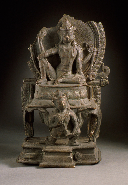 Vishnu and Garuda, pala bronze from Bengal