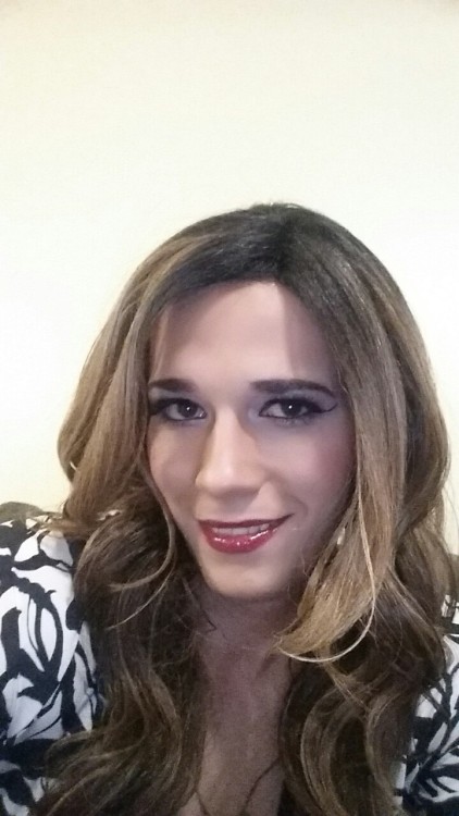 amarriedsissy:  gandalfblue:  crystalsworldofkink:  Tonight’s look…. what do you think?
